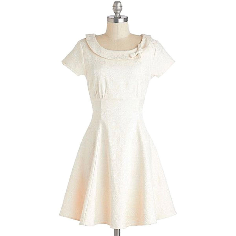 Modcloth Tickling the Ivories Creme Dress Size Large